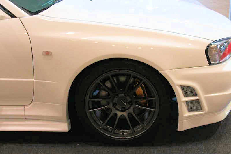 R34 GTT - +25mm Front Fenders Set